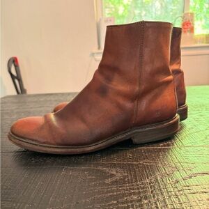Frye Men’s Chelsea Boots Sz 9D